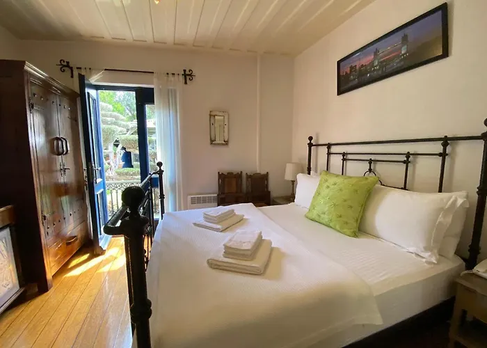 Nisi (adults Only) 4*